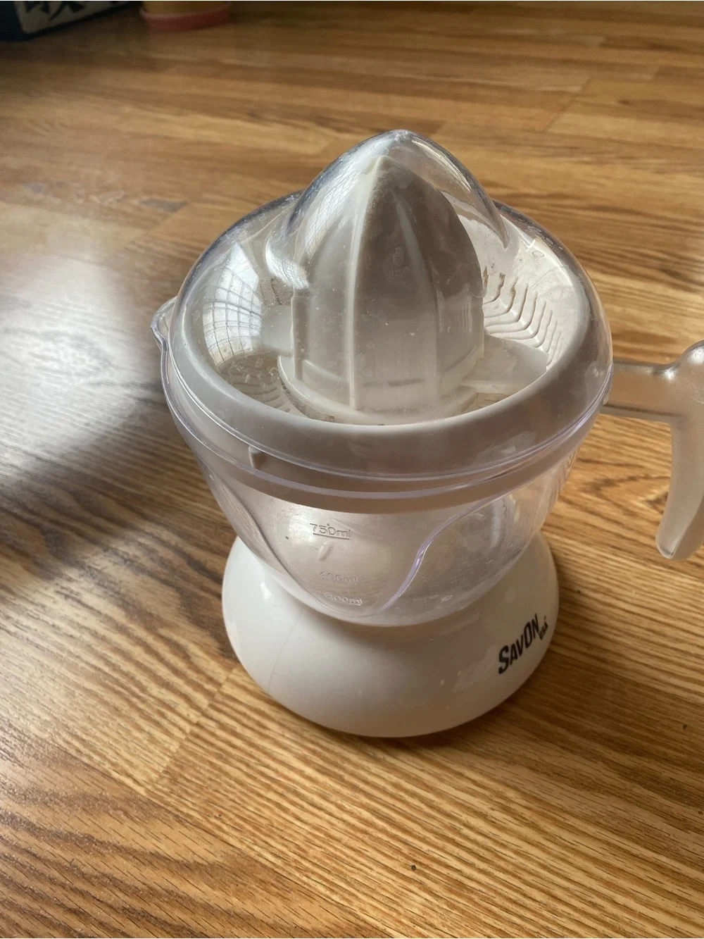Avon White and Clear Citrus Juicer - Compact Electric Reamer